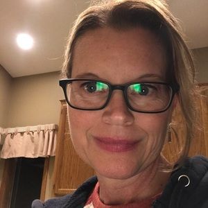 Meet your Posher, Kim